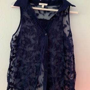 Delia’s navy blue collared blouse